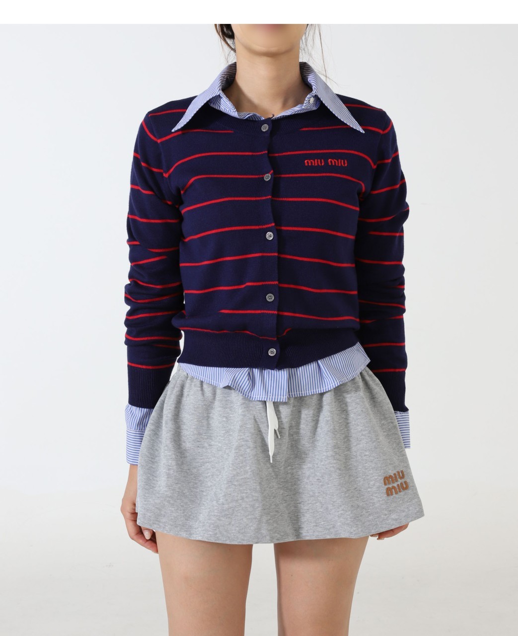 #미우미우 [ miu ] 수입 스트라이프 울 니트 가디건 입고💢 #여성상의 #니트가디건