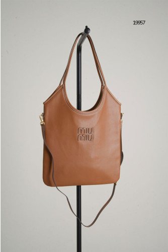 🔆 [MIUMIU] 미우미우 아이비 가죽 토트백 🔆