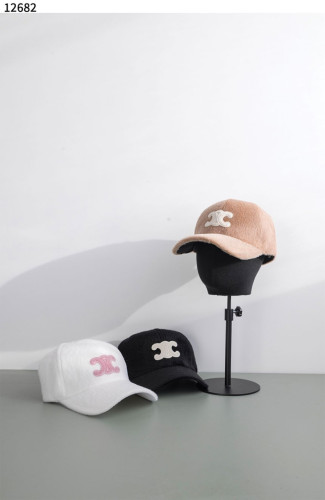 #셀린느 [CELINE] 트리옹프 로고 퍼 볼캡 신상입고💢 #모자 #12682