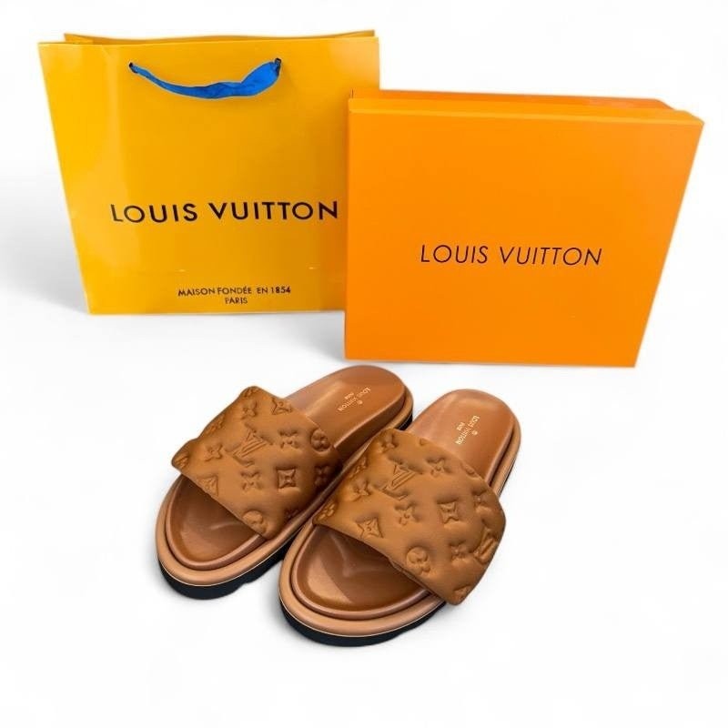 👹루이비통 엠보로고 뮬 모노그램 (브라운) 👹