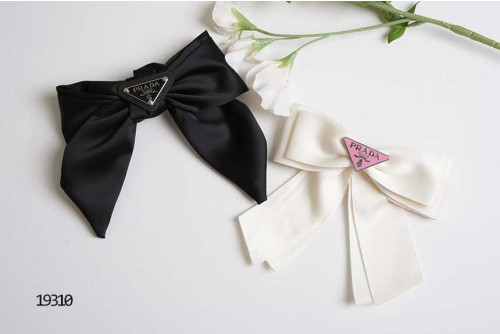 🔆 [PRADA] 프라다 삼각로고 헤어 리본핀 🔆