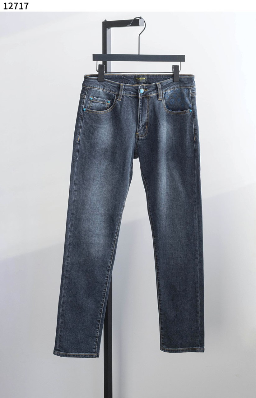 #루이비통 [Louis Vuitton] 남성 블루 포인트 로고 데님 신상입고💢 #하의 #팬츠 #12717