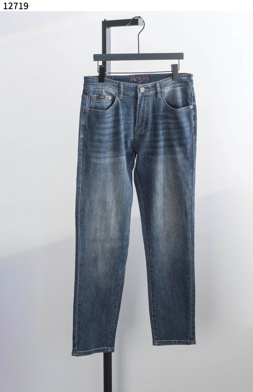 #프라다 [PRADA] 레드 로고 남성 데님 팬츠 신상입고💢 #하의 #팬츠 #12719