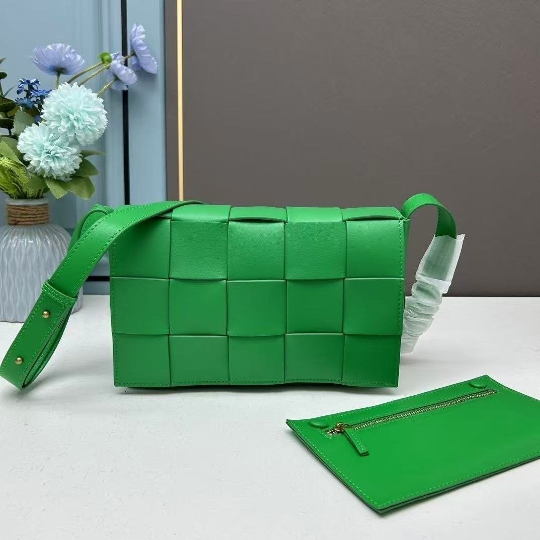 💕 보** 카세트백