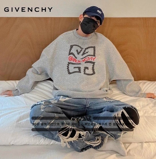 💕 지** 유니크 찌그러짐 디자인 밍크양기모 티셔츠