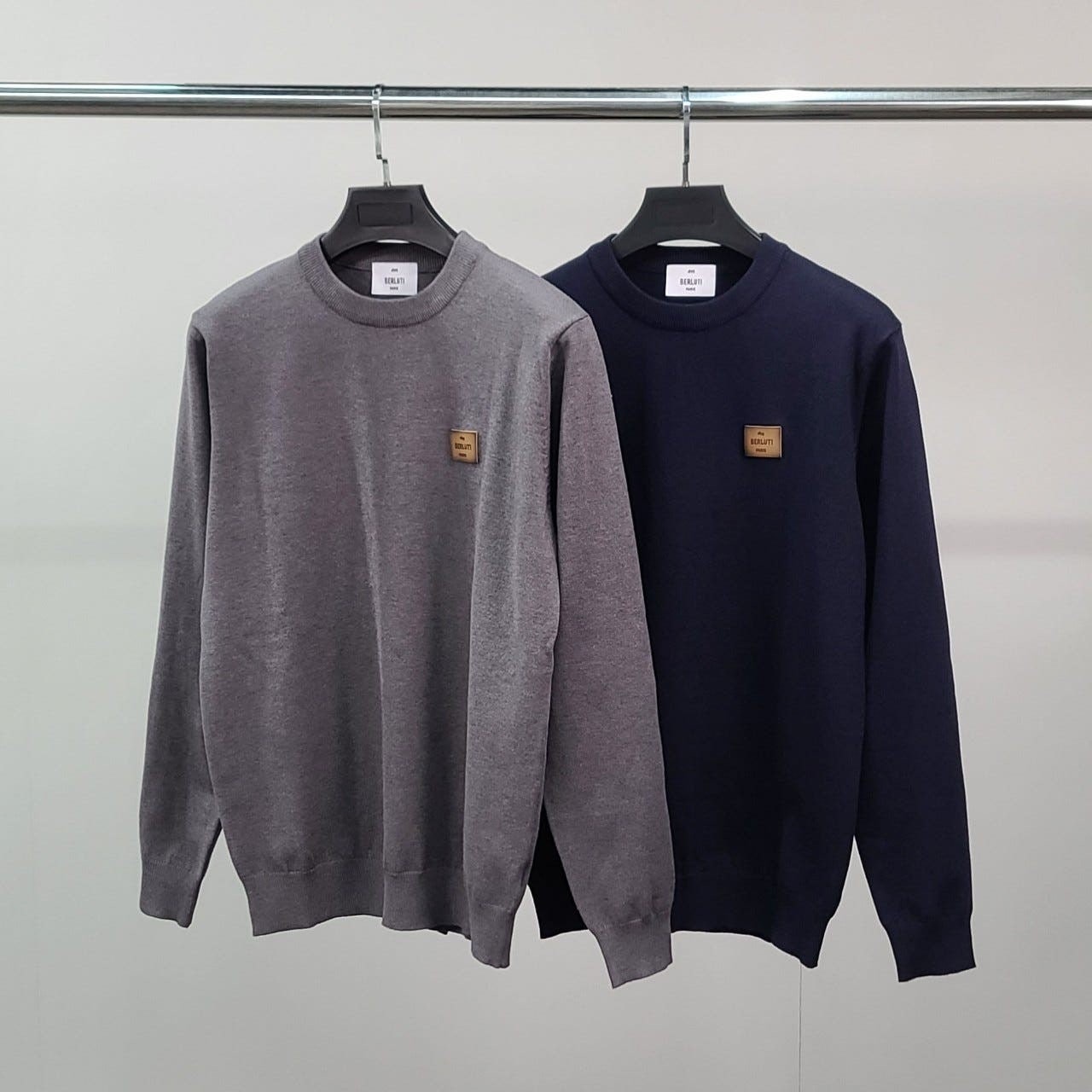 💕 벨** 로고와펜 캐시미어 니트