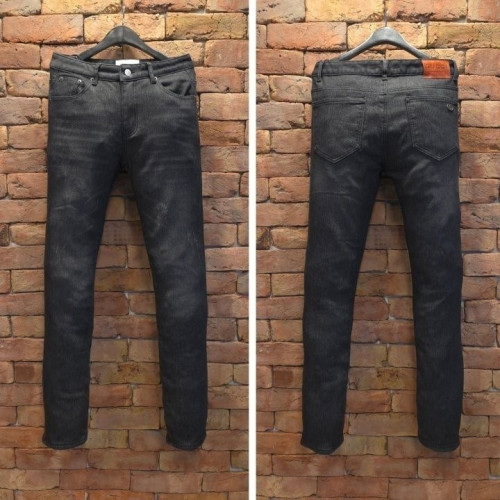 <구*찌 (GG매탈로고 워싱블랙 기모팬츠)>