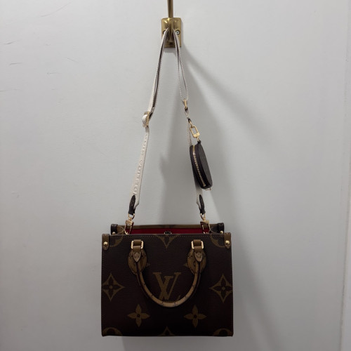 🤴🏻 #루비통 온더고 PM🤴🏻신상입고🤴🏻