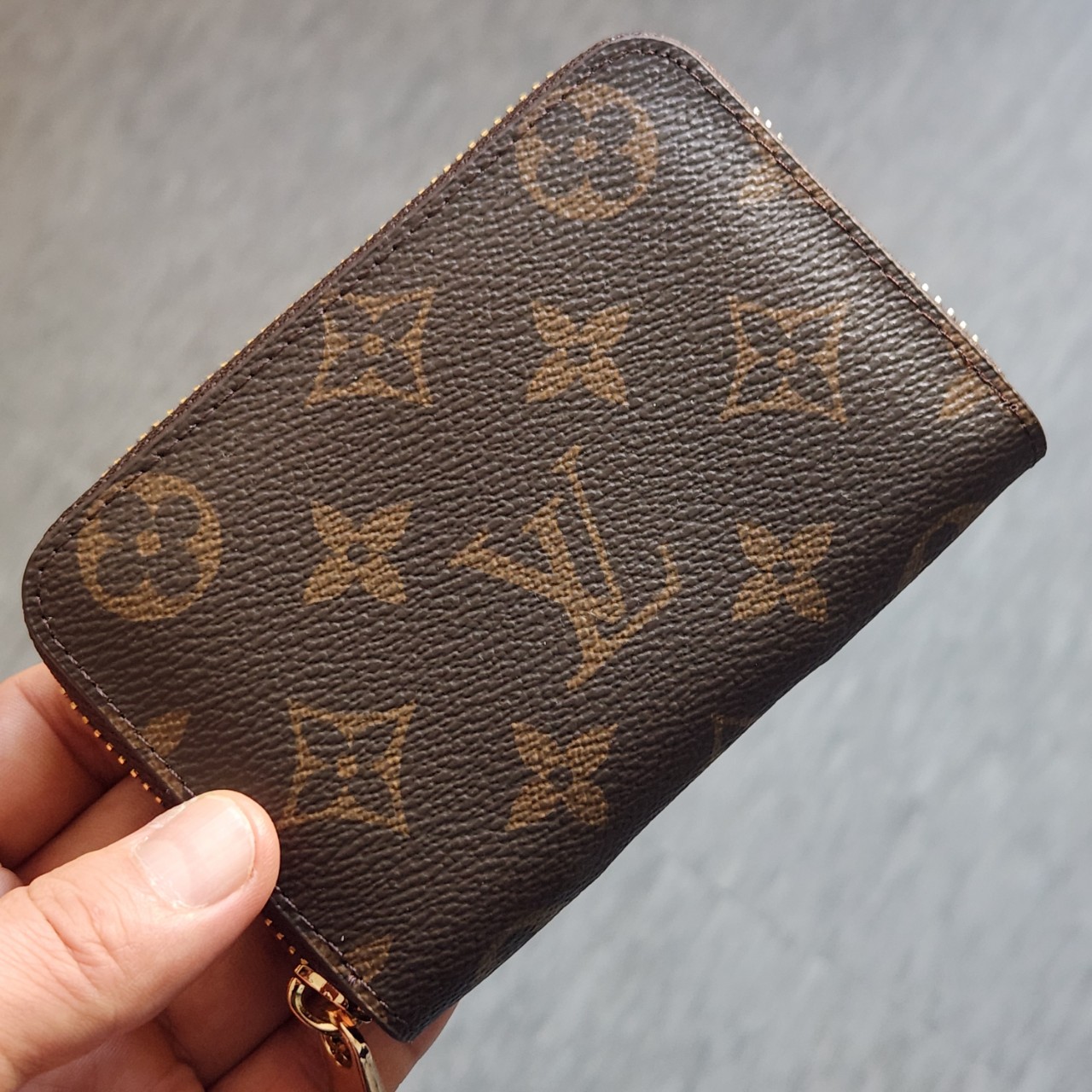 [169번] #루이비통 지퍼돌이 동전지갑 (038)