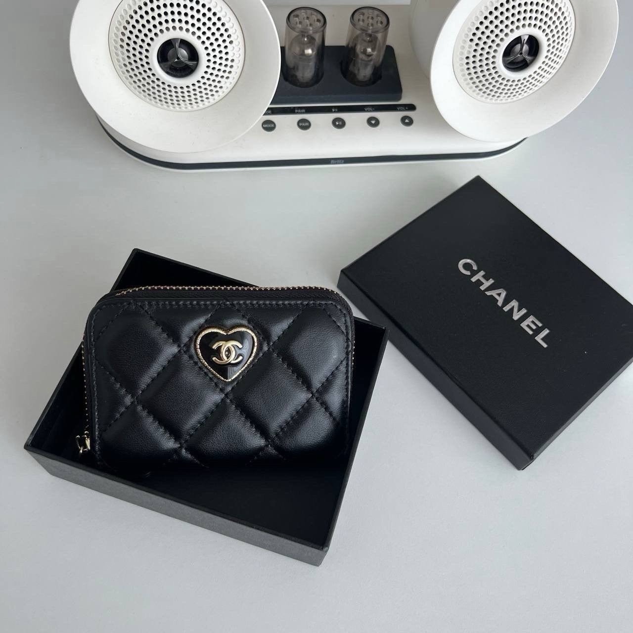 #A #샤넬 하트 지퍼돌이