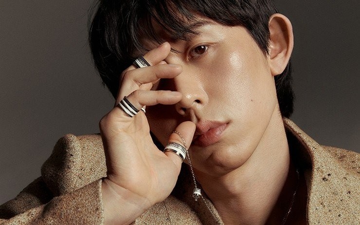 부VV 콰트로 더블 화이트 에디션 링 펜던트 목걸이