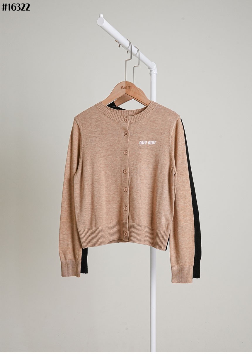 🍀 [MIU MIU] 미우미우 캐시미어 크루넥 니트 가디건 🍀