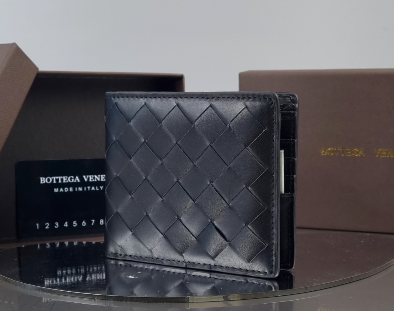 보VV 미디움 인트레치아토 반지갑➡️수입최*고급