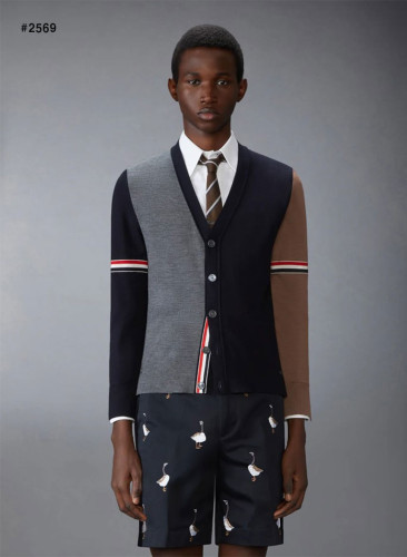 🍀 [THOM BROWNE] 톰브라운 암밴드 펀믹스 V 넥 가디건 🍀