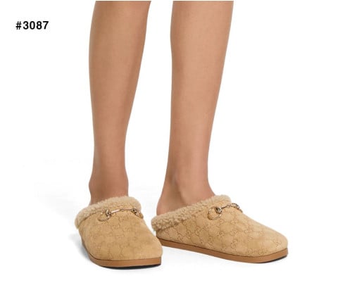 🍀 [GUCCI] 구찌 여성 홀스빗 GG 스웨이드 뮬 🍀