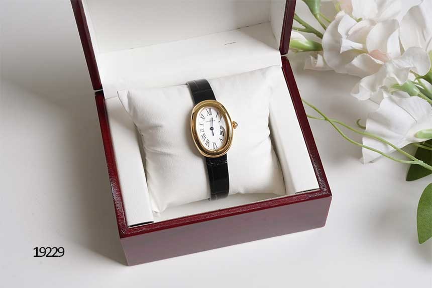 🍀 [CARTIER] 까르띠에 여성 베누아 워치 스몰 금장 🍀