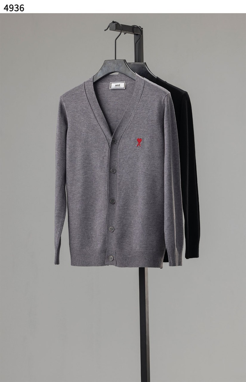 🍀 [AMI] 아미 수입고급 스몰 하트 로고 가디건 🍀