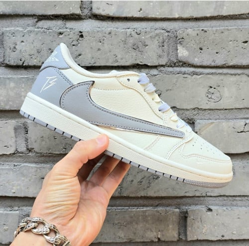 💕 나** x 트래비스 스캇 x 프라그먼트 에어조던1 로우 그레이 Travis Scott x Fragment Design x Air Jordan1 Low 0G SP AJ1 그레이