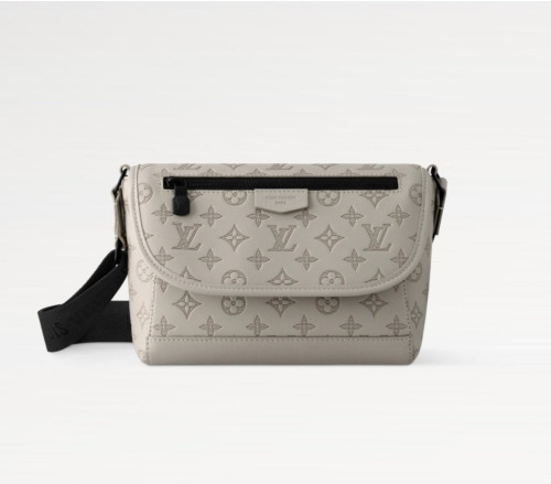 💕 루* M14912 ㅡMONOGRAM SHADOW 펄스 메신저 ❤풀박스❤️