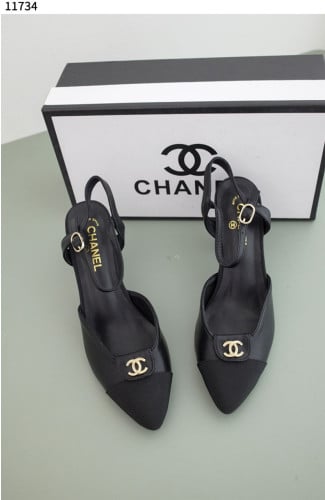 #샤넬 [Chanel] 블랙 금장 스트랩 슬링백 펌프스 신상입고💢 #신발 #11734