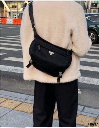 🔆 [PRADA] 프라다 수입 남여공용 리나일론 범백 🔆