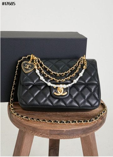 🔆 [CHANEL] 샤넬 미니 플랩백 샤이니 램스킨 이미테이션 펄 & 골드메탈 블랙 🔆