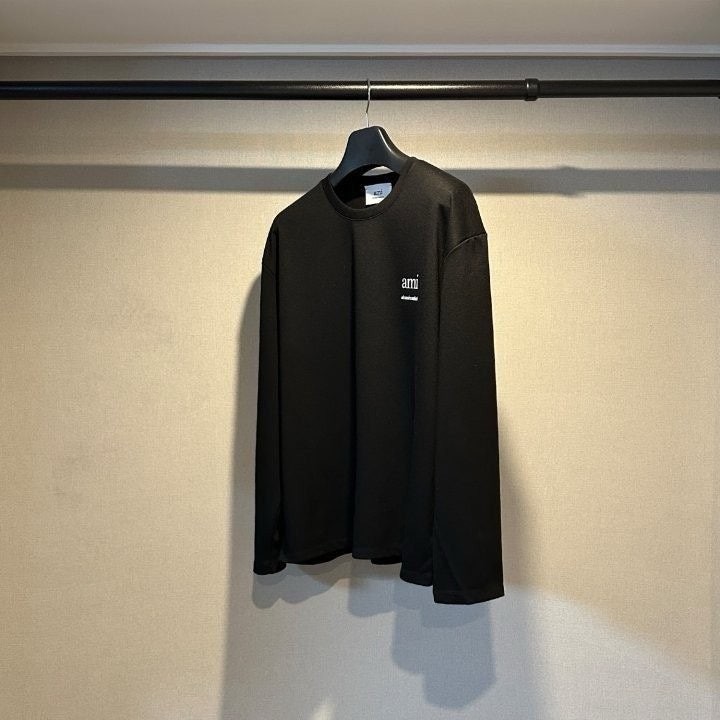 💕 아* 알렉산드르 마티우시 긴팔 티셔츠