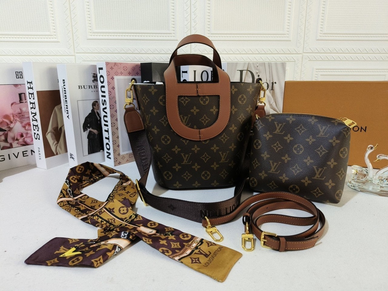 💕 루* 다이아 버킷 더블백 (스카프 포함)