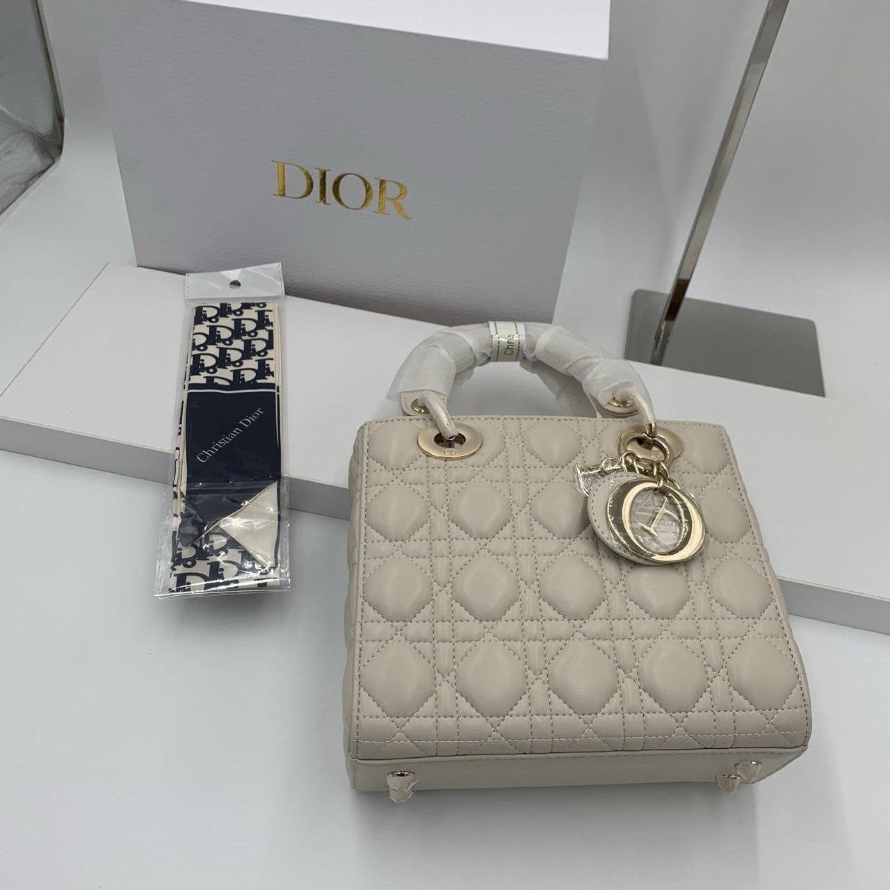 💕 디* 레이디백