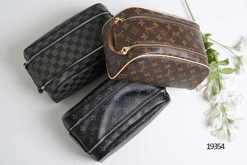 🔆 [LOUIS VUITTON] 루이비통 돕 키트 토일렛 파우치 🔆