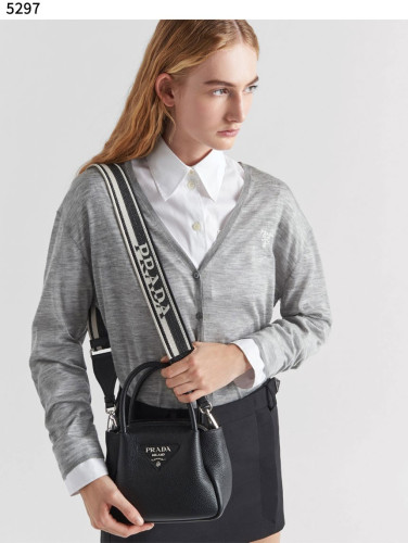 #프라다 [PRADA] 수입프리미엄급 가죽 미니 핸드백 신상 입고 💢 #태그 #가방 #5297