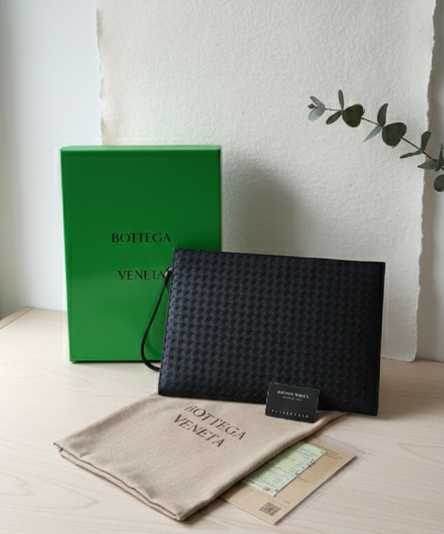 #보테가 [ B*TTEGA ] 수입 인트레치아토 미디엄 도큐먼트 케이스 클러치 입고💢 #가방