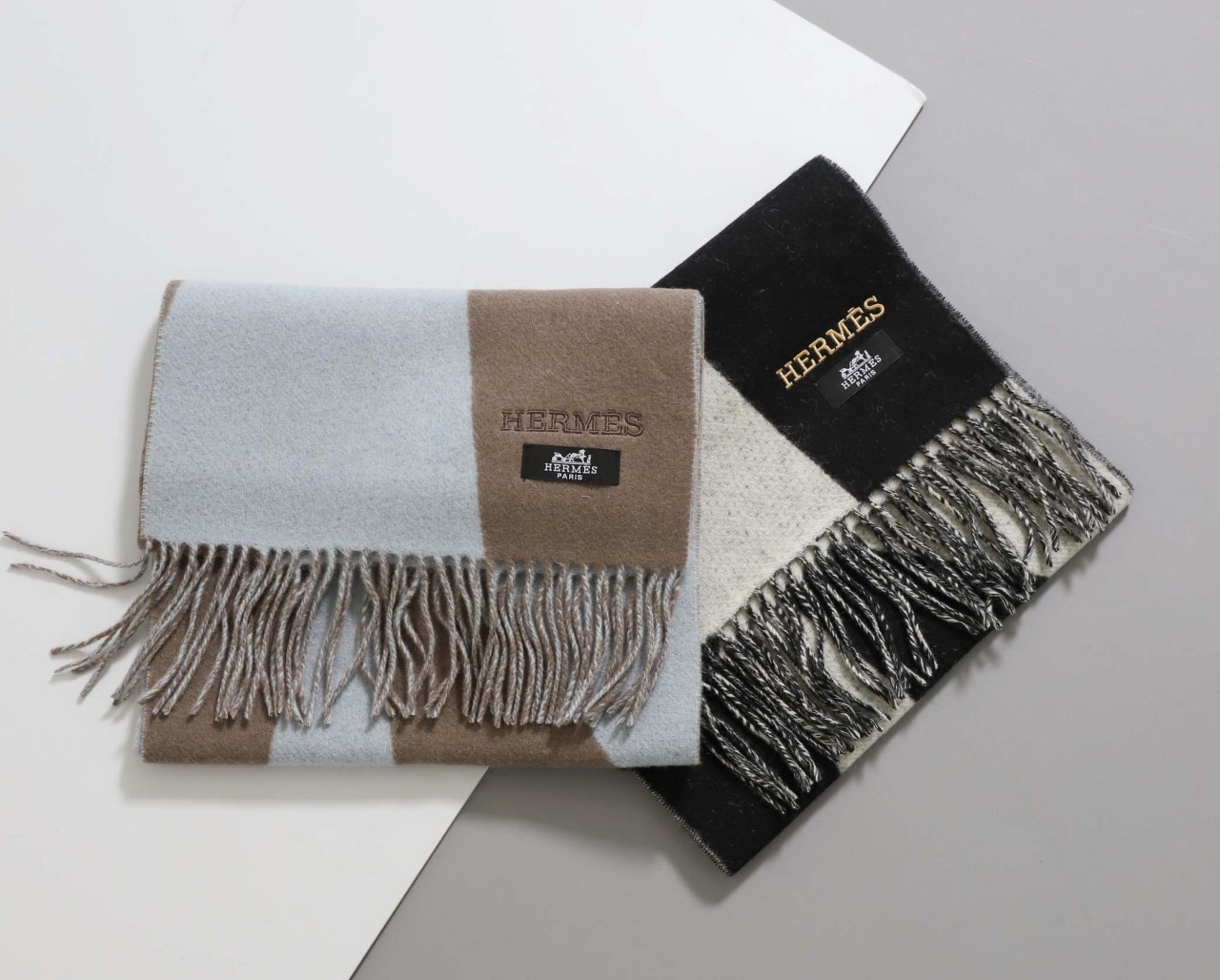 #에르메스 [ H.R.M.S ] 수입 캐시미어 홀스 투톤 머플러 입고💢 #머플러 #잡화