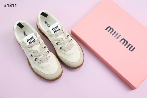 🍀 [MIUMIU] 미우미우 타이어 기능성 소재 및 스웨이드 스니커즈 🍀