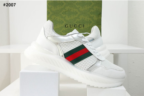 🍀 [GUCCI] 구찌 슈프림 WEB 클래식 로우탑 스니커즈 🍀