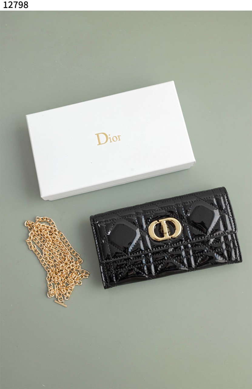 #디올 [Christian Dior] 페이턴트 까나쥬 블랙 체인 장지갑 신상입고💢 #지갑 #12798