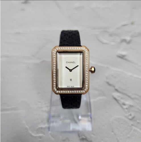 샤넬 보이프렌드 화이트 다이얼 골드 다이아 시계