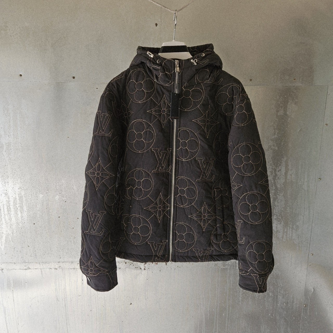 💕 루* 모노그램 플라워 퀄팅 후드자켓