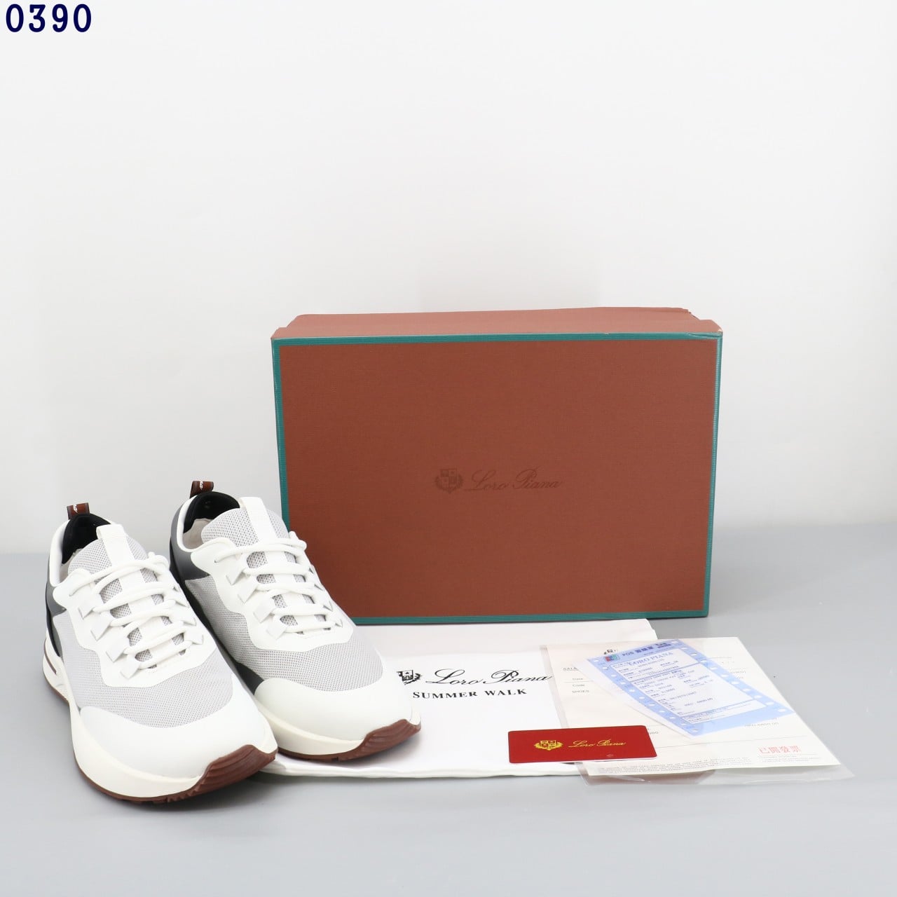 #DF #로로피아나 퍼포먼스 배색 스니커즈