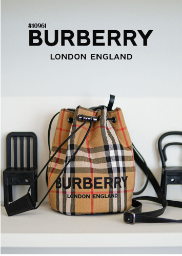 🔆 [BURBERRY] 버버리 캔버스 스트링 미니 복조리 파우치백 🔆