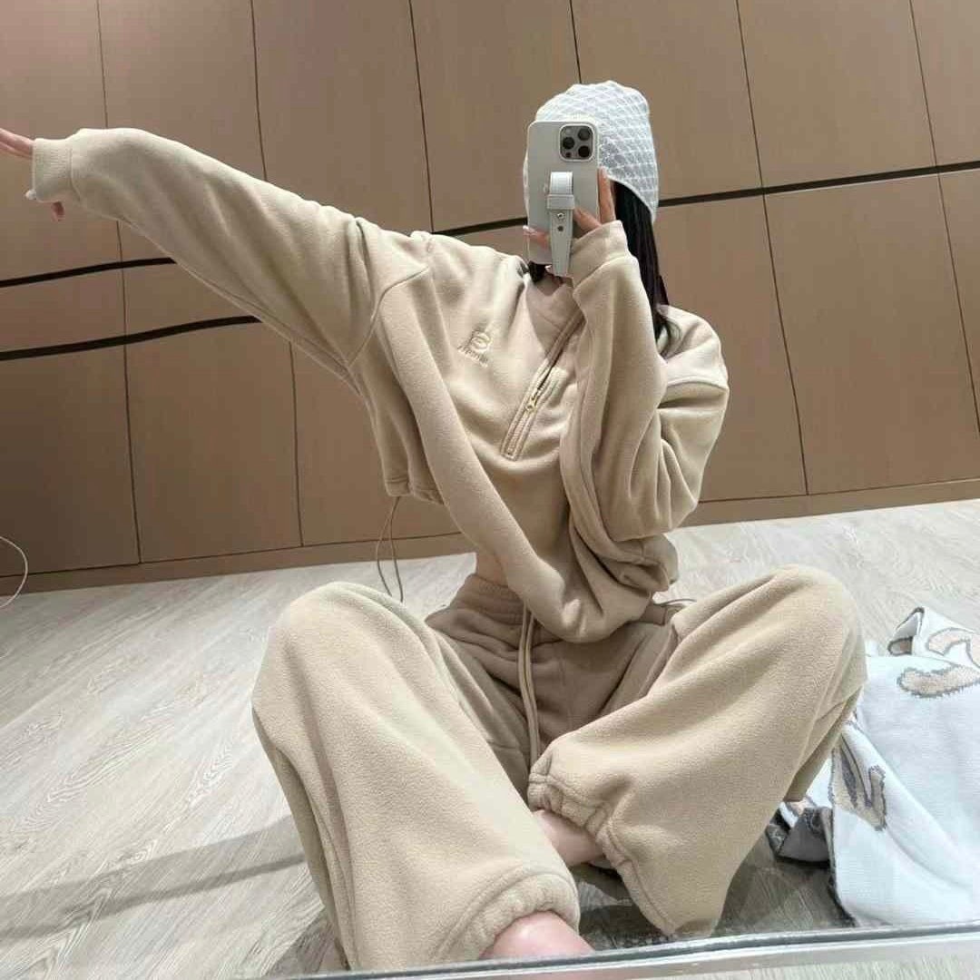 #발렌시아가 [ B*lenciaga ] 수입 로고 오버 핏 플리스 반집업 트레이닝set -베이지- 단가인하입고💢 #여성트레이닝셋