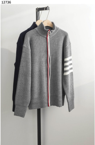 #톰브라운 [Thom Browne]  사선완장 베이직 니트 집업 신상입고💢 #상의 #니트 #12736