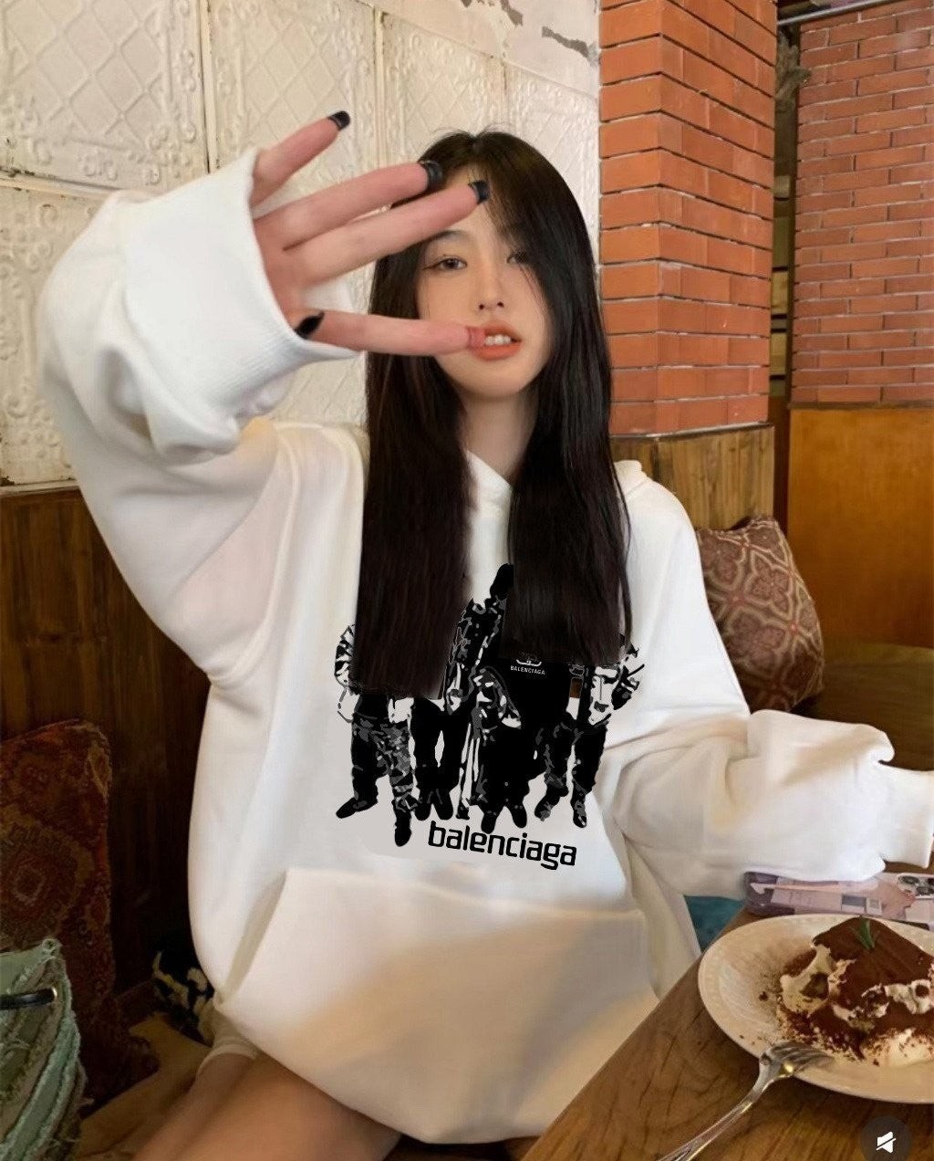 💕 발**** 배드크루 후드티