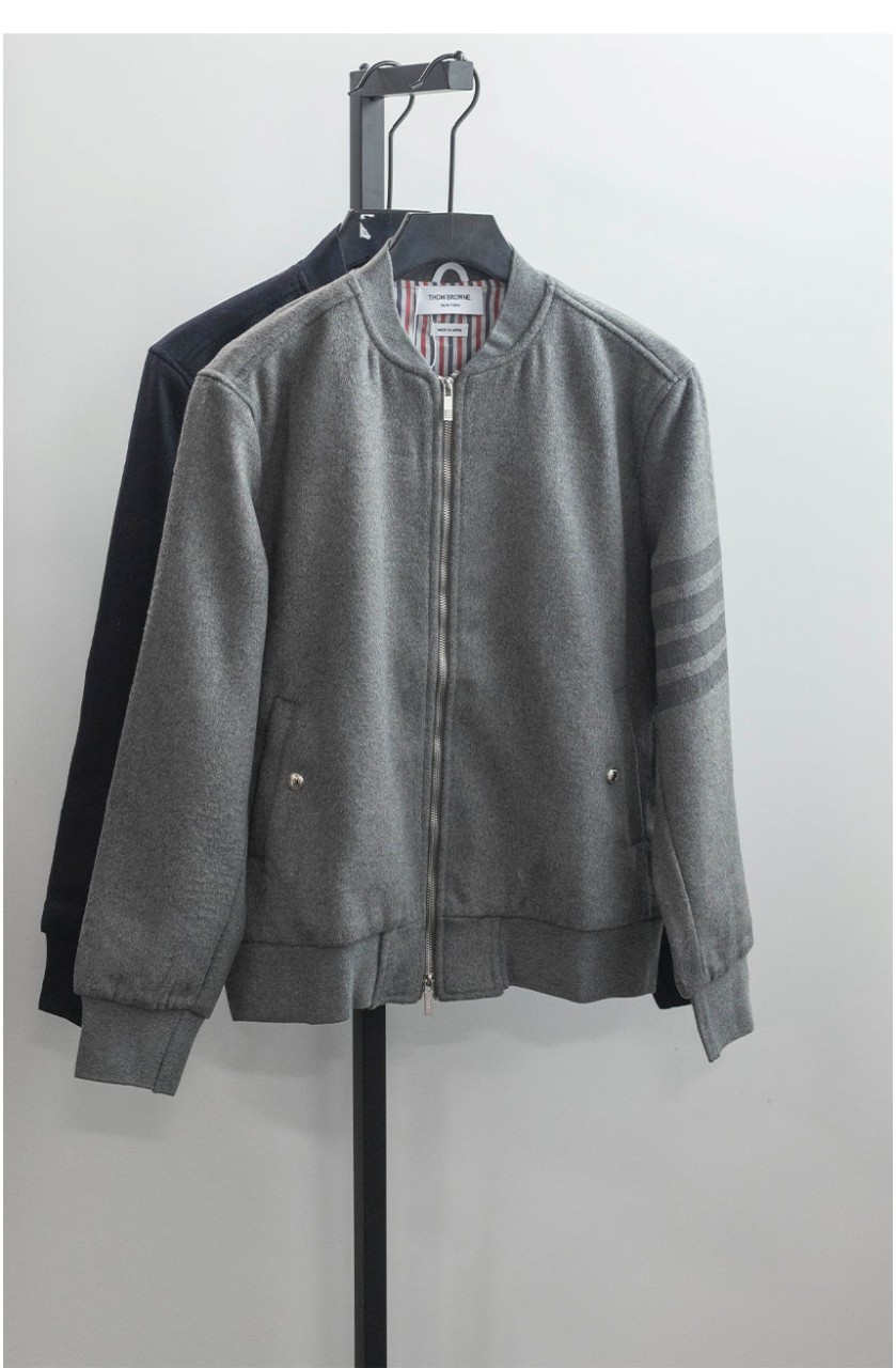 #톰브라운 [Thom Browne] 크리스피 울 골프 자켓 신상입고💢 #상의 #자켓 #12848