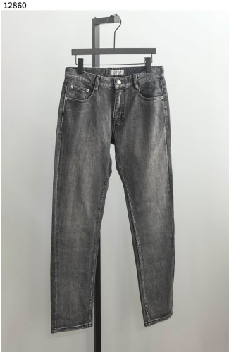 #브루넬로쿠치넬리 [Brunello Cucinelli] 남성 레귤러핏 그레이 진 신상입고💢 #하의 #팬츠 #12860