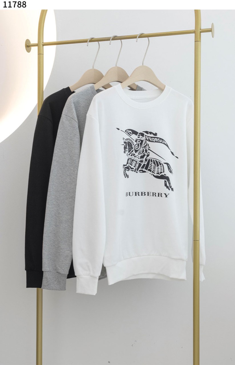 #버버리 [BURBERRY] 로고 자수 와일드 캐주얼 1+1 맨투맨 신상입고💢 #상의 #티셔츠 #11788