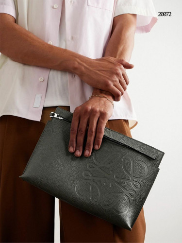 🔆 [LOEWE] 로에베 카프스킨 아나그램 로고 클러치백 🔆