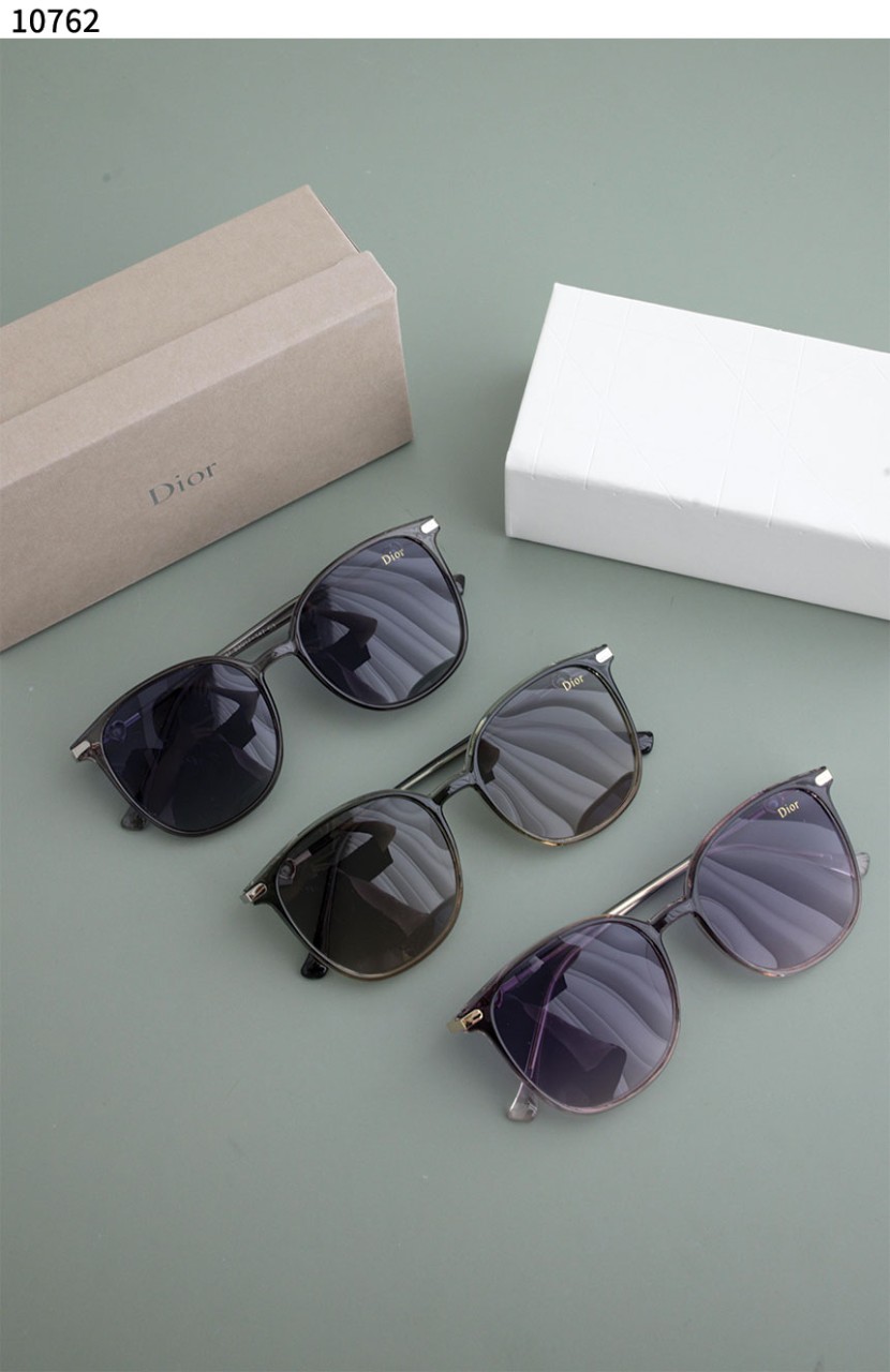 #디올 [Christian Dior] 디올 그라데이션 하트 선글라스 신상입고💢 #선글라스 #10762