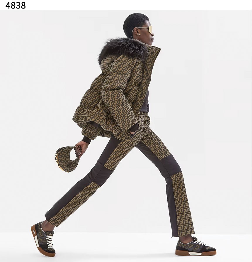 #펜디 [FENDI] 수입프리미엄급 펜디 숄더 크로스백 Nano Fendigraphy 미니 신상 입고💢 #태그 #가방 #4838