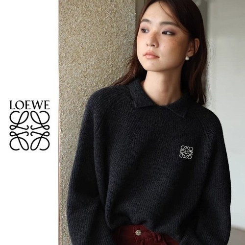 LOE 카라넥 자수 골지 니트